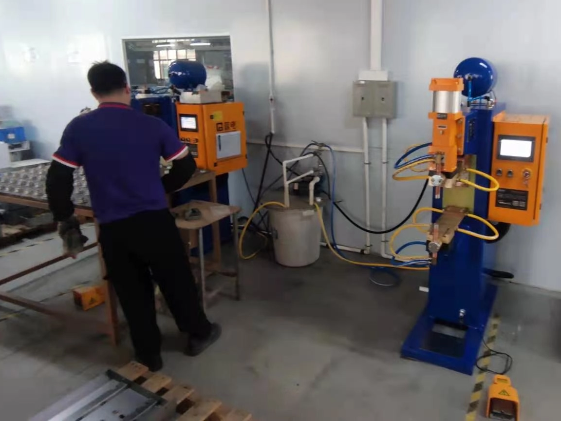 কার্বন ইস্পাত চ্যাসি জন্য উপযুক্ত